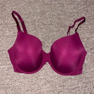 Victoria Secret Tshirt Bra